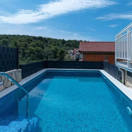 Kapetan Villa Trogir