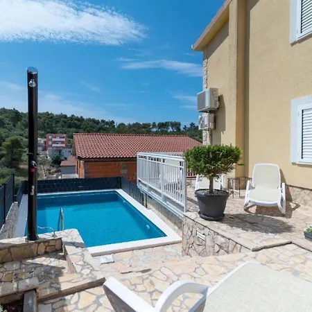 Villa Kapetan *