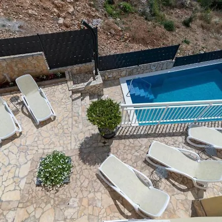 Villa Kapetan *