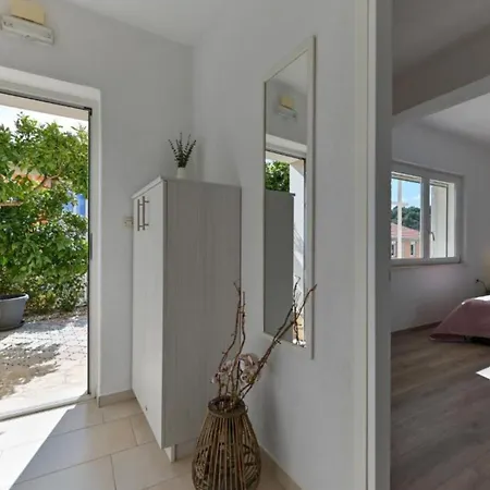 Kapetan Villa *